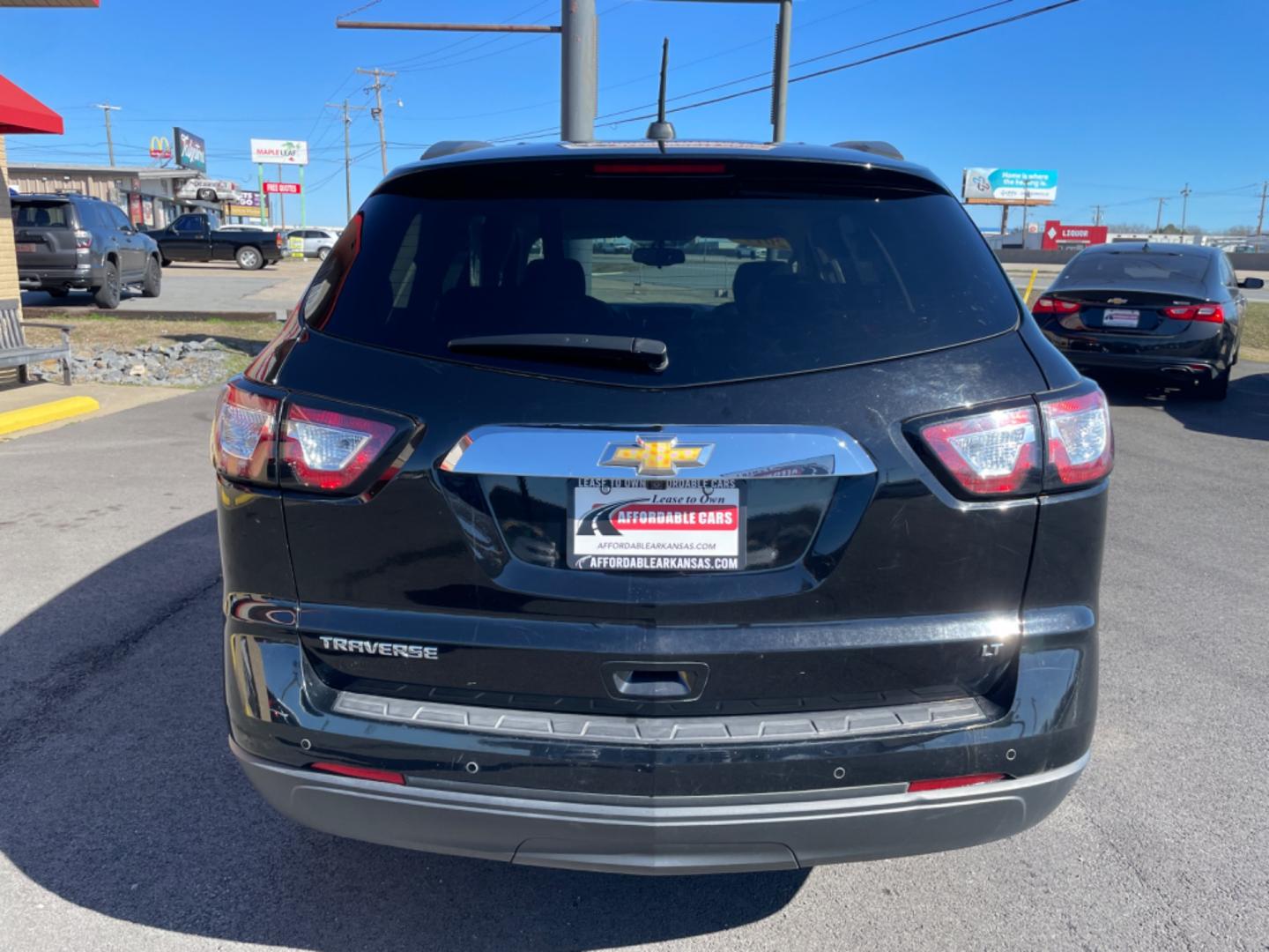 2017 Black Chevrolet Traverse (1GNKRGKD0HJ) with an V6, 3.6 Liter engine, Automatic, 6-Spd transmission, located at 8008 Warden Rd, Sherwood, AR, 72120, (501) 801-6100, 34.830078, -92.186684 - Photo#6